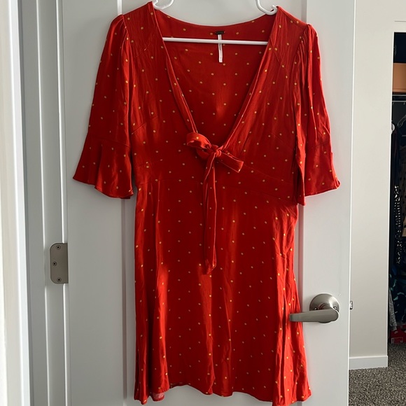 Polka dot cute mini dress - Picture 1 of 3